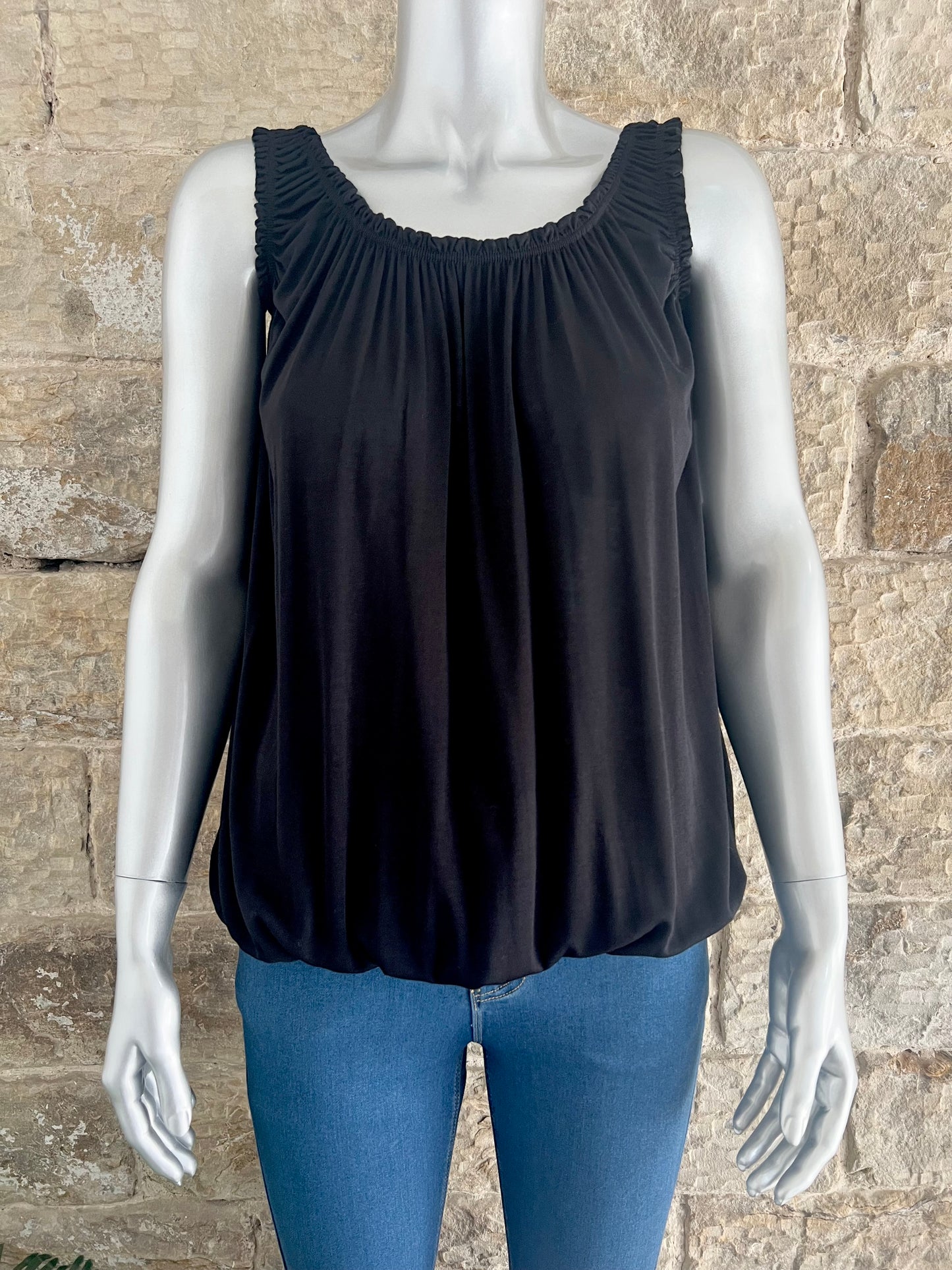 VIENNA - Soft Bubble Hem Vest Top - One Size - Various Colours
