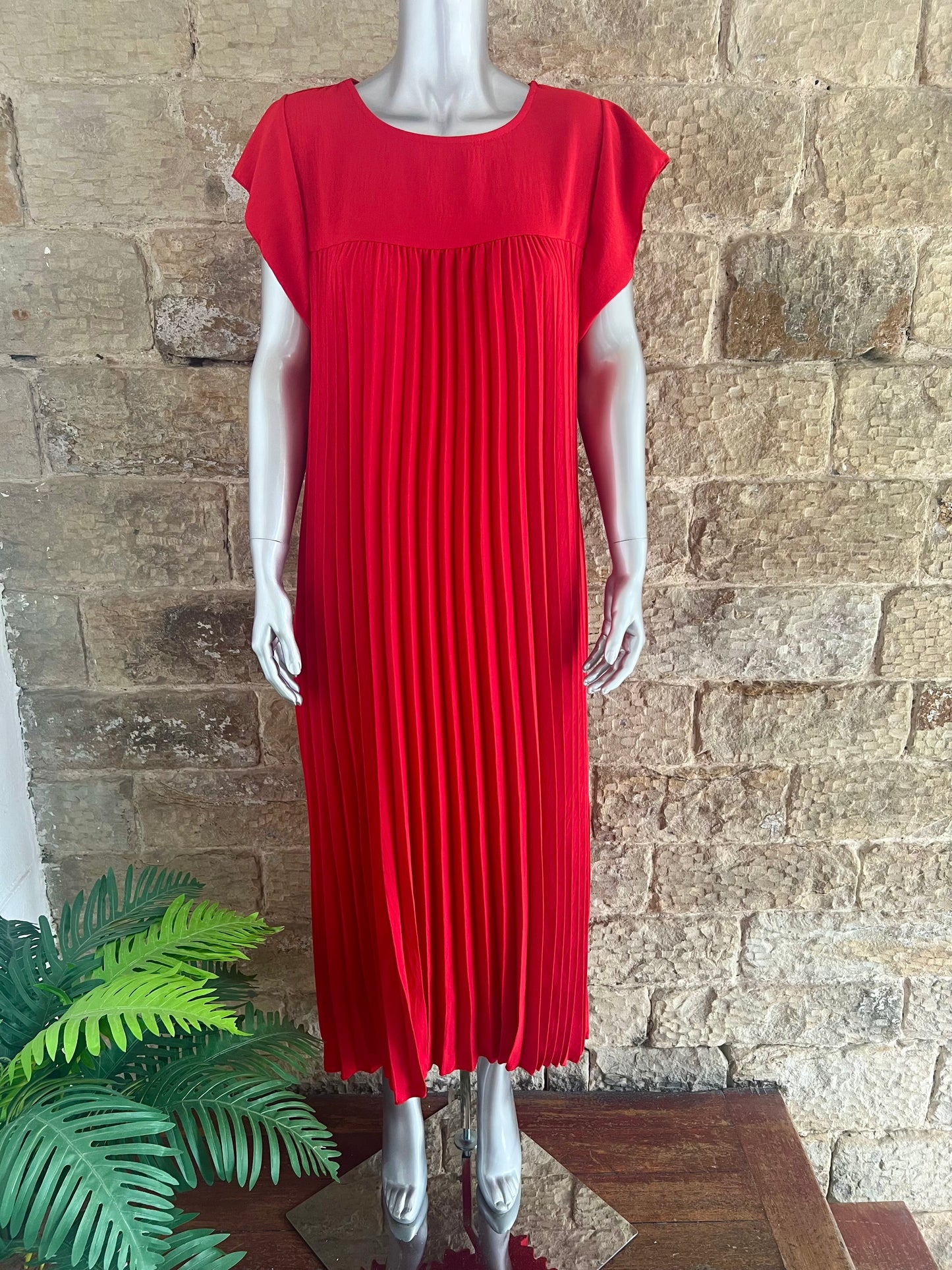 PEGGY - Pleated Midaxi Dress with Pockets - One Size - Various Colours