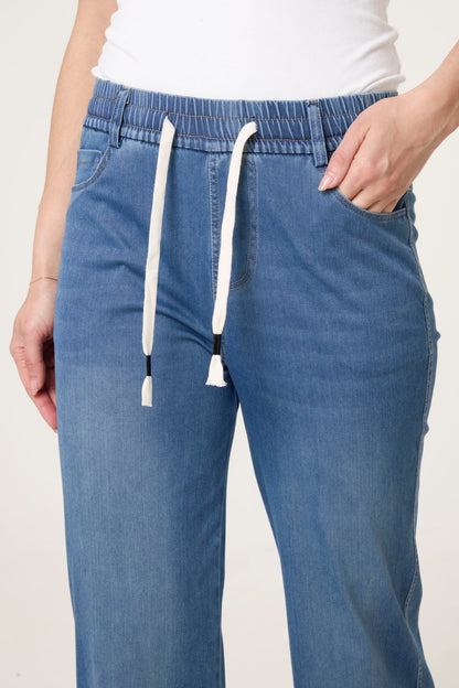 AMARAH - Soft Stretch Wide Leg Pull On Jeans - 4 Sizes - 2 Colours - 28" Leg