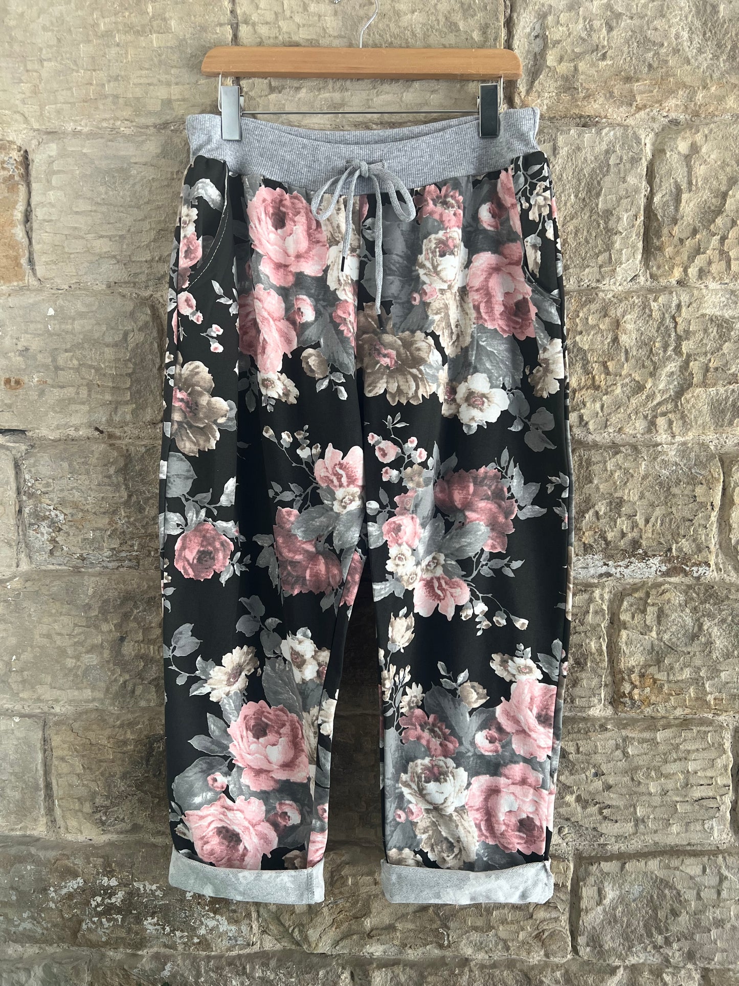 COTTON JOGGERS - 3/4 Length - 2 Sizes- Various Prints