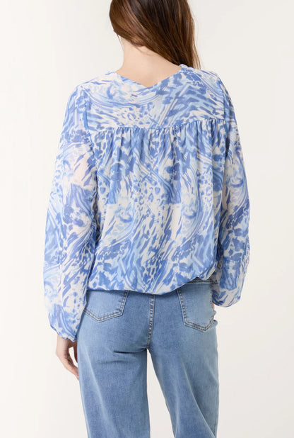 DELTA - V-Neck Long Sleeved Top in Various Colours - One Size