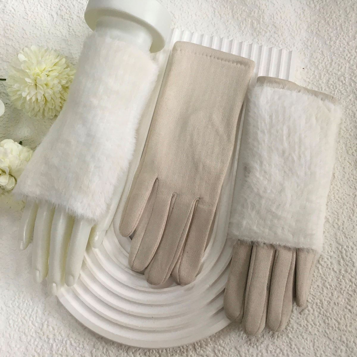 CLARE - 2 in 1 Gloves - Various Plain Colours - One Size