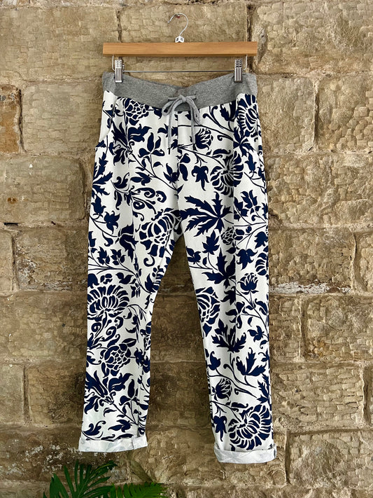 COTTON JOGGERS - 3/4 Length - 2 Sizes - Navy Vinery