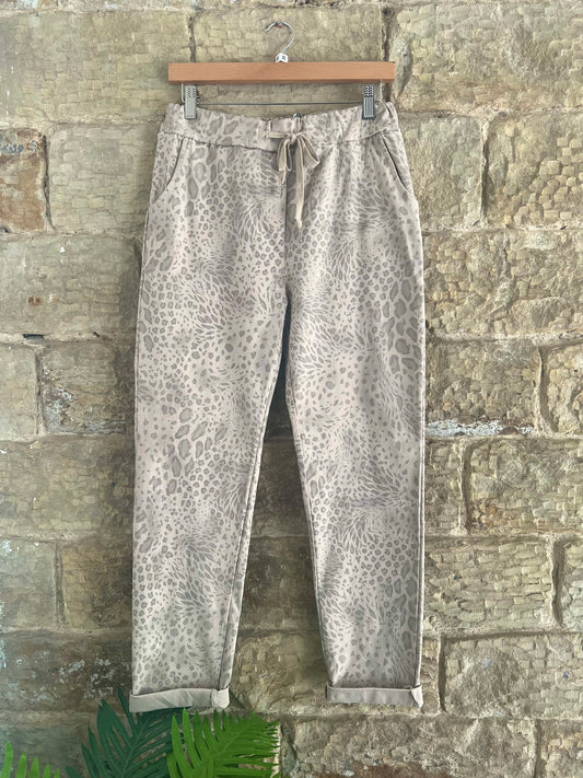 SANTIAGO - SMOOTH Magic Trousers - Animal Print - 2 Sizes - Beige