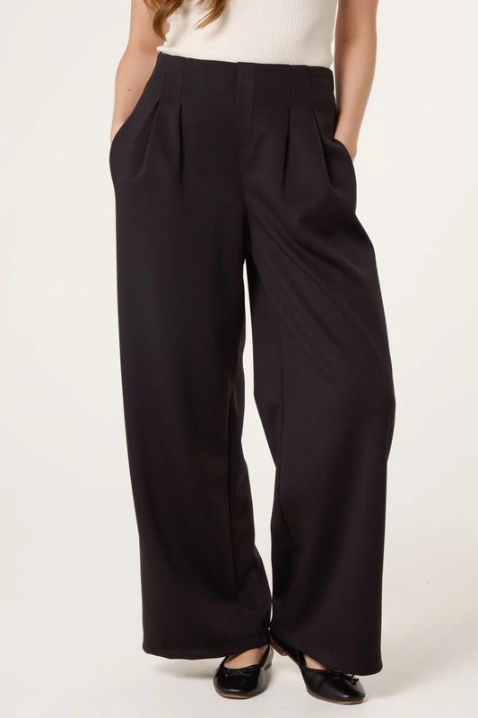 VICTORIA - Soft Touch Pull On Trousers with Pockets - One Size - 2 Colours