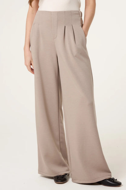 VICTORIA - Soft Touch Pull On Trousers with Pockets - One Size - 2 Colours