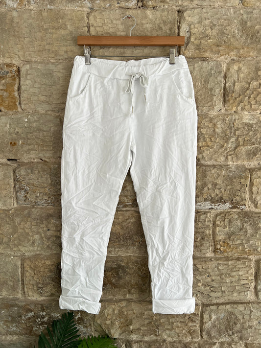 MAGIC TROUSERS - Pre Wrinkled - 2 Sizes - White